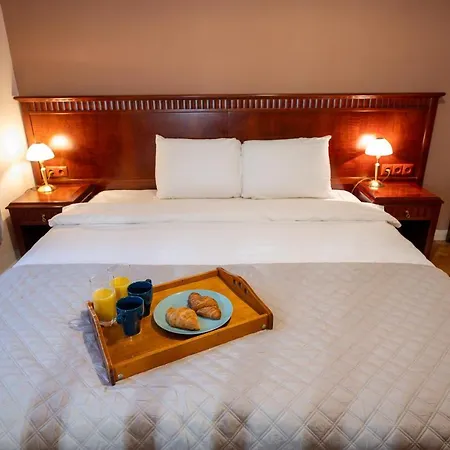 Spacious 1bdr Near city Center 아파트