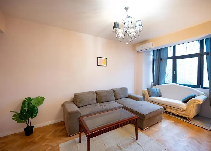 アパート Spacious 1bdr Near city Center *